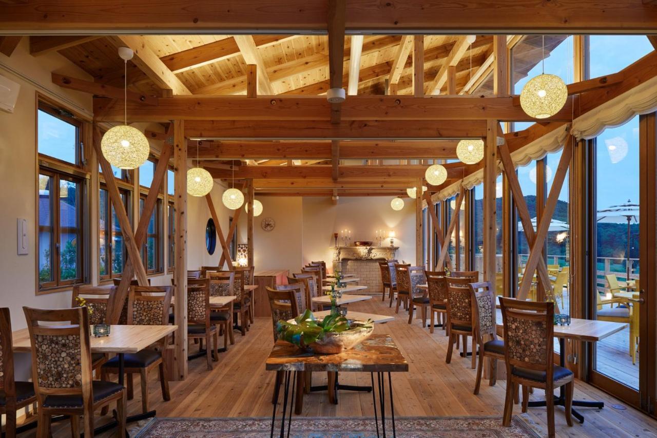 Hotel Grand Chariot Hokutoshichisei 135° Awaji Exterior foto
